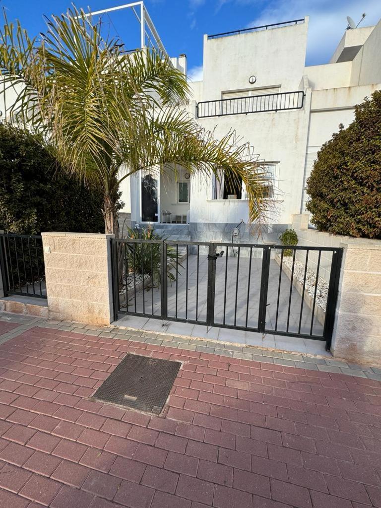 Casa La Zorro Apartment Torrevieja Exterior photo